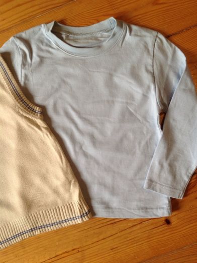 Age 3 Sleeveless Jumper & Top
