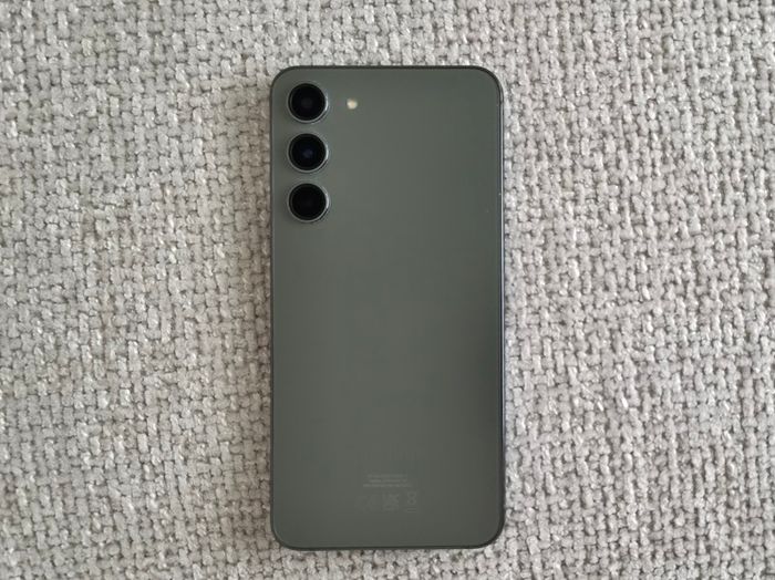 Samsung 23+