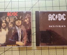 AC/DC remastered cds