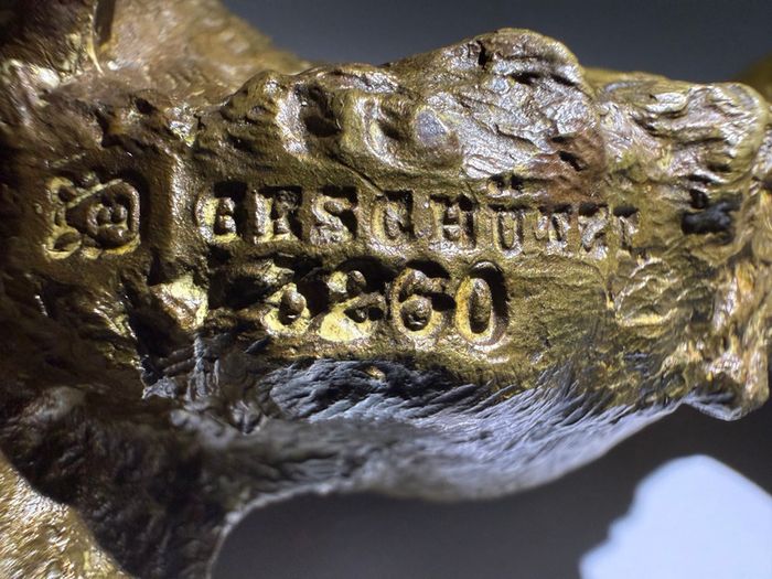 Franz Xaver Bergman - Vienna bronze model of an Irish Red Setter / sporting gun dog, model 3260.