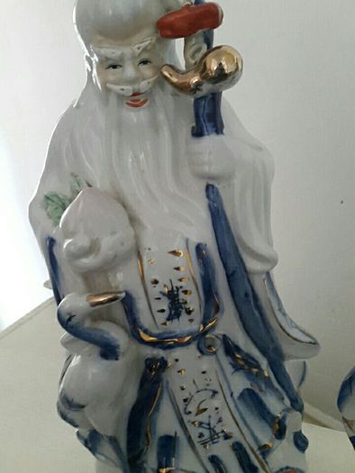 Emproer Statues..