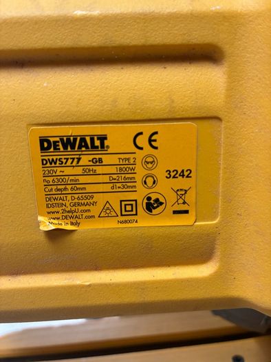 Dewalt Saw
