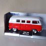 Vintage Welly : 1962 Volkswagen Microbus Scale Model Collection - 1970s Image 4
