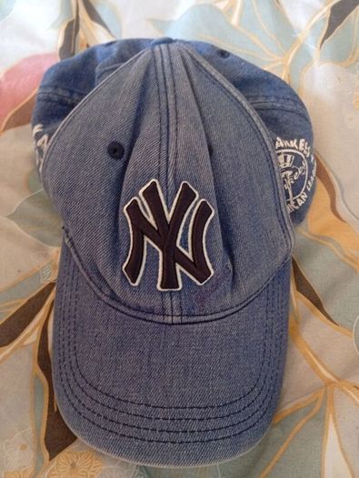 8 x Baseball Cap's