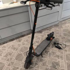 Electric scooter ninebot F40