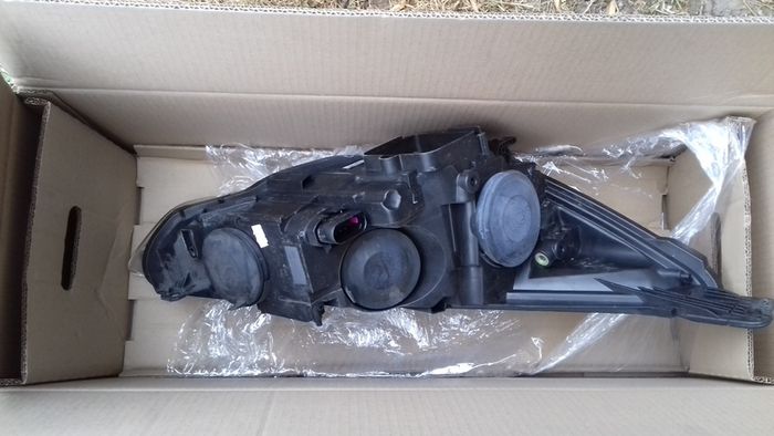 2015 focus L/H headlight