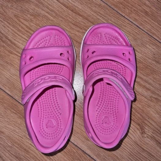 Girl's Crocks sandals