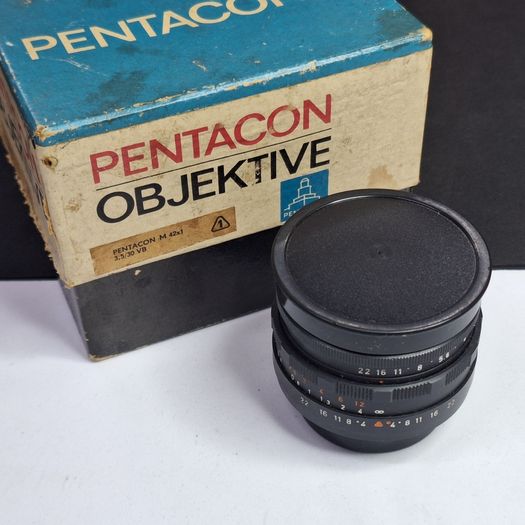 Pentacon 30mm f3.5 Wide-Angle Lens - Made in G.D.R. - M42 Mount