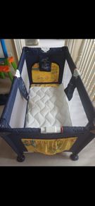 travel cot