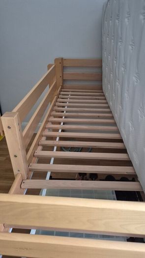Mid sleeper single bed