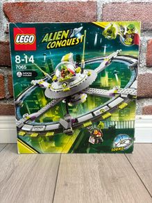 Lego Alien Conquest 7065 Alien Mothership Brand New Sealed