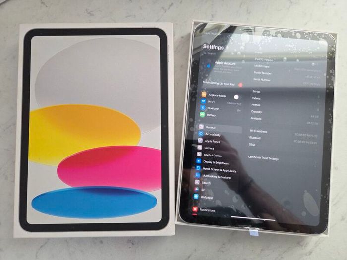 iPad 10th gen