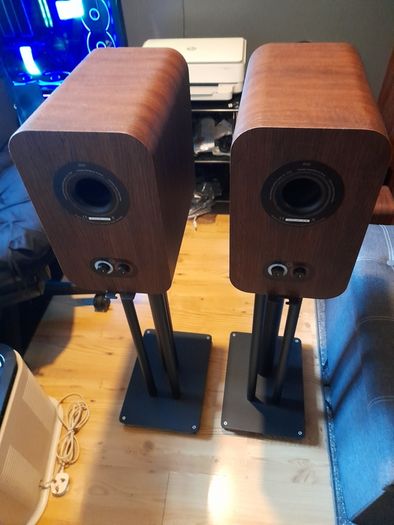 HI-FI speakers Q Acoustic