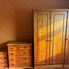 9 items of bedroom furniture.
