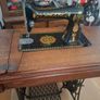 Vintage Sewing Machine 1930 Singer 66 Image 2