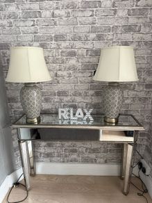 console table