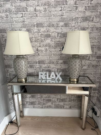 console table