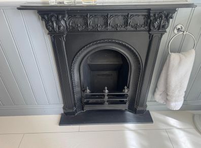 Traditional Cast Iron Fireplace With Decorative Surround Stovax