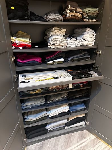Shallow wardrobe-grey