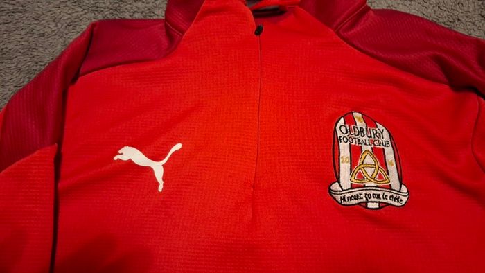 Oldbury Football Club Official Puma Football Jersey (Adult Medium) FREE POST