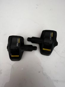 pedals