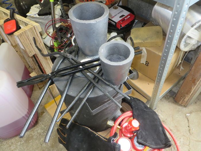 Gas Melting Furnace