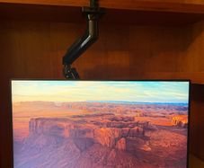 HP 27'' Monitor +Invision Monitor Arm
