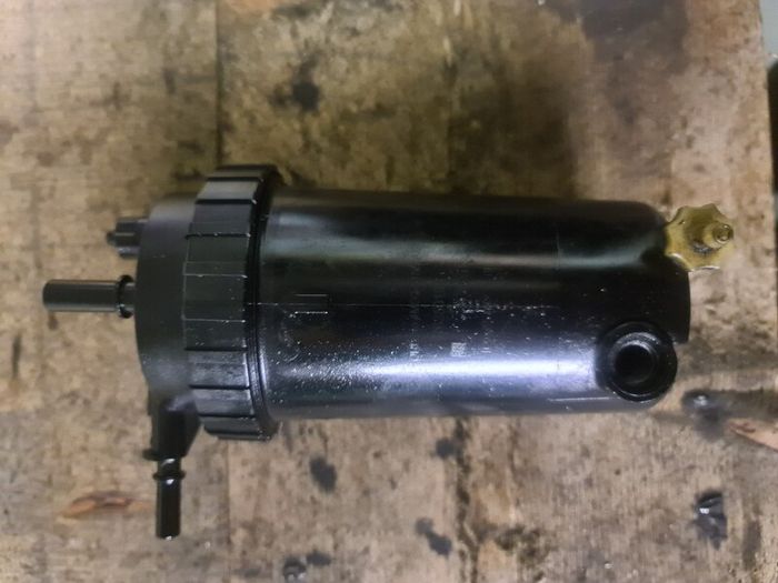 Mondeo 1.8 diesel filter housing