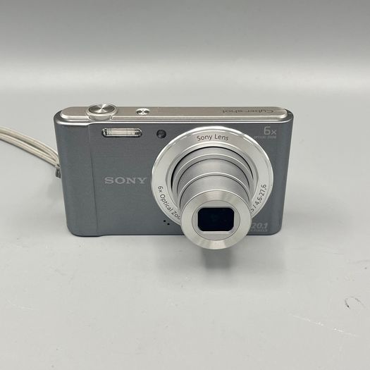 Sony Cyber-shot DSC-W810 20MP Digital Camera Silver - Full Kit - 32GB SD