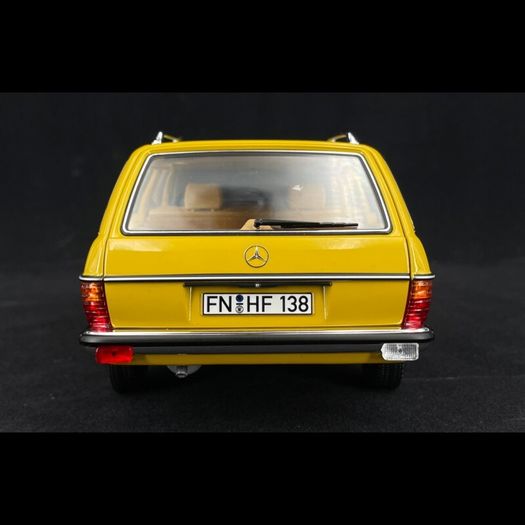 Mercedes 200t - W123 Estate - 1982 - 1/18 - New In Box
