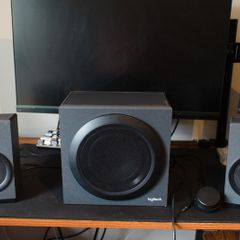 Logitech Z333 2.1 Speakers & Subwoofer