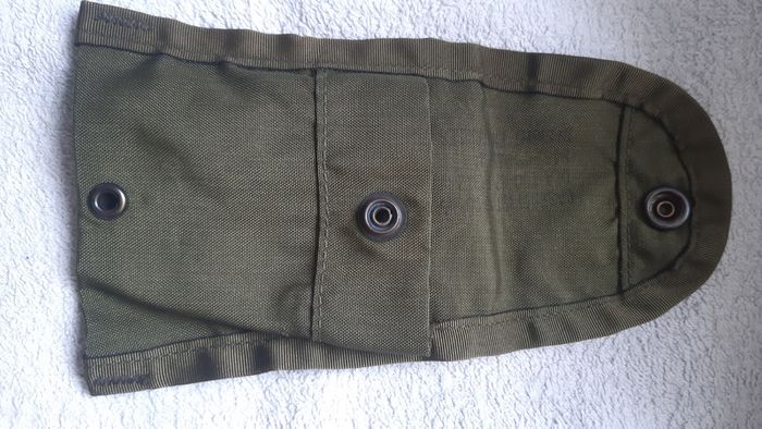 US Army ALICE LINCLOE LC-1 First Aid Dressing Unmounted Magnetic Compass Case Vietnam War