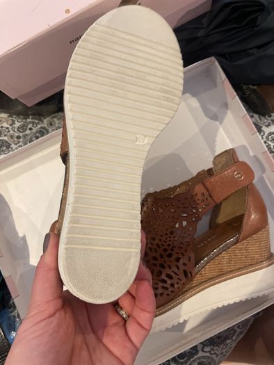 Tamaris wedge sandals