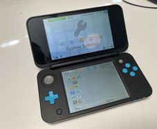 New Nintendo 2DS XL Modded 32GB