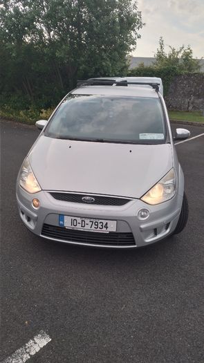 2010 Ford S-Max