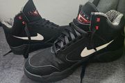 nike air flight mid size 9.5