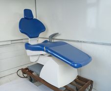 Delivery - Ancar Reclining Dental Treatment Chair /Beauty Treatment Chair.