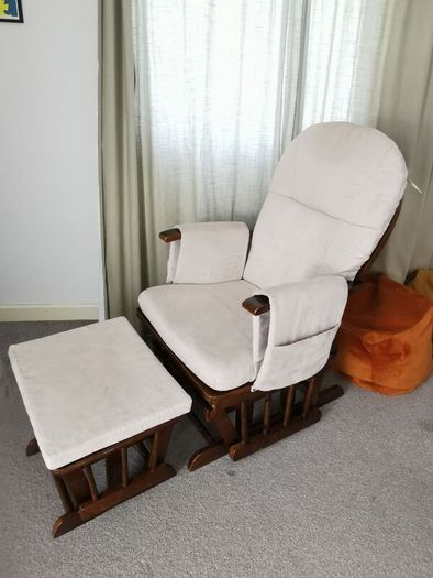 Reclining glider nursing chair