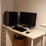 White office desk Image 2