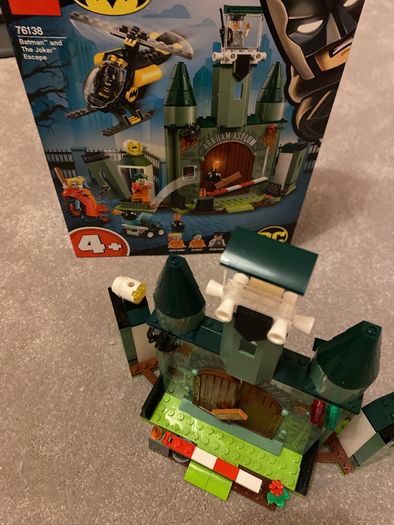 Lego Batman 76138