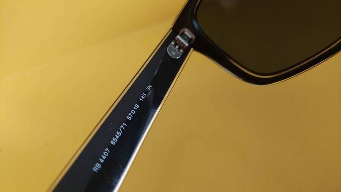 Ray Ban  Sunglasses