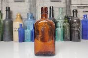 412 - Vintage Collectible Decorative Bottle
