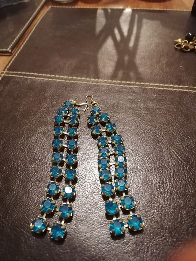 Blue crystal earrings