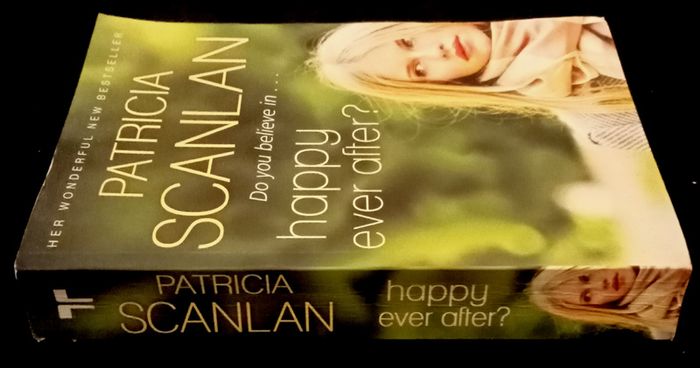 Patricia Scanlan - Happy Ever After? (Large Paperback)