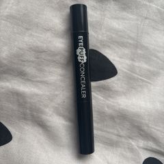 Flormar eye puff concealer