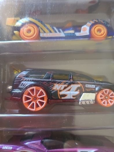 Hot Wheels Action Track Stars 5-Pack Set 1:64 Diecast GTN44 New 2020, Toy Cars