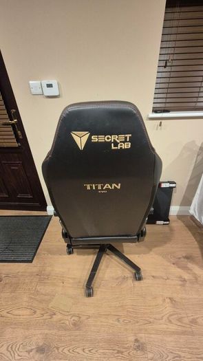 gaming chair