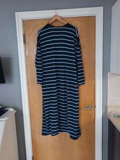 Gallery Aurora Stripe Long Cardigan. . Size  XL -18.    B.N.W.T
