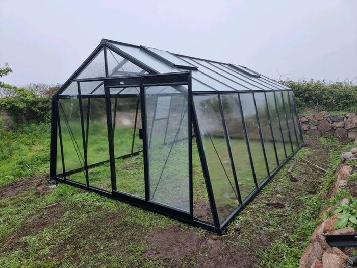 Greenhouses glasshouses garden rooms