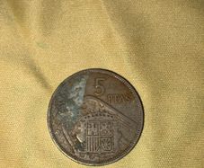 1957 Spain 5 Pesetas Coin - Francisco Franco (Damaged)